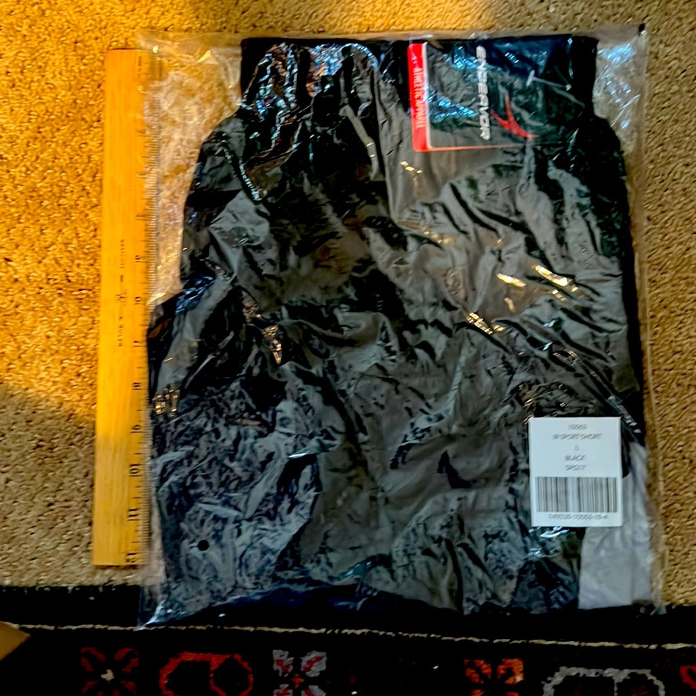 ENDVR sport short NEW with tags